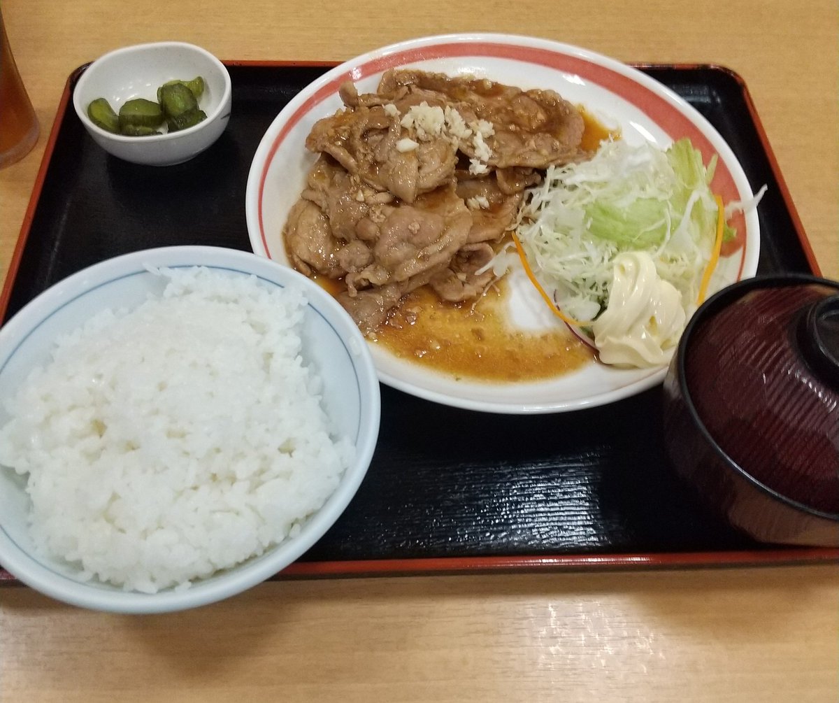 サウナの後の生姜焼き定食は間違いなく至福です