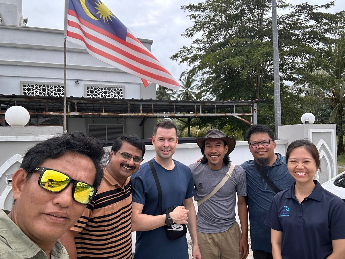 A great week in mangroves with the <a href="/NTUsg/">NTU Singapore</a> researchers at Matang Forest Reserve for sea-level history and reconstruction studies. <a href="/UMT_Official/">OfficialUMT</a> and <a href="/NTUsg/">NTU Singapore</a> is another promising tie-up for benefiting the climate change research.