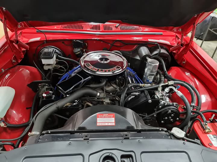 HoldenKlasik's tweet photo. For Sale 
HDT WB STATESMAN MAGNUM CAPRICE 1 of 1 car..
Maranello Red, Oyster Beige Interior, All original car
Many Nos parts installed to car, was painted and engine rebuilt 8 years ago by previous owner. 3 owner car with Books. Car is in Immaculate condition 
Located Melbourne https://t.co/vtFizljX7H
