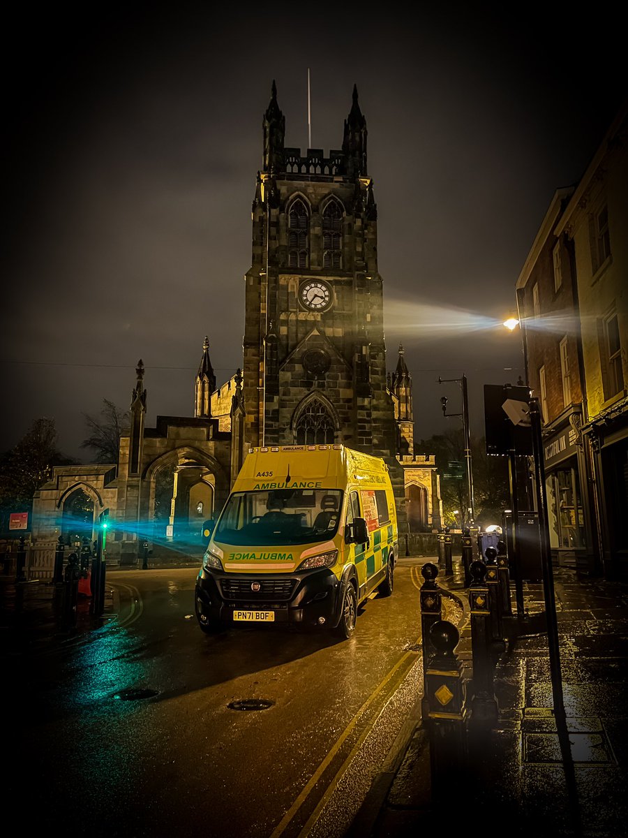msla94's tweet photo. Stockport Marketplace @NWAmbulance https://t.co/VtaZb5rJcZ