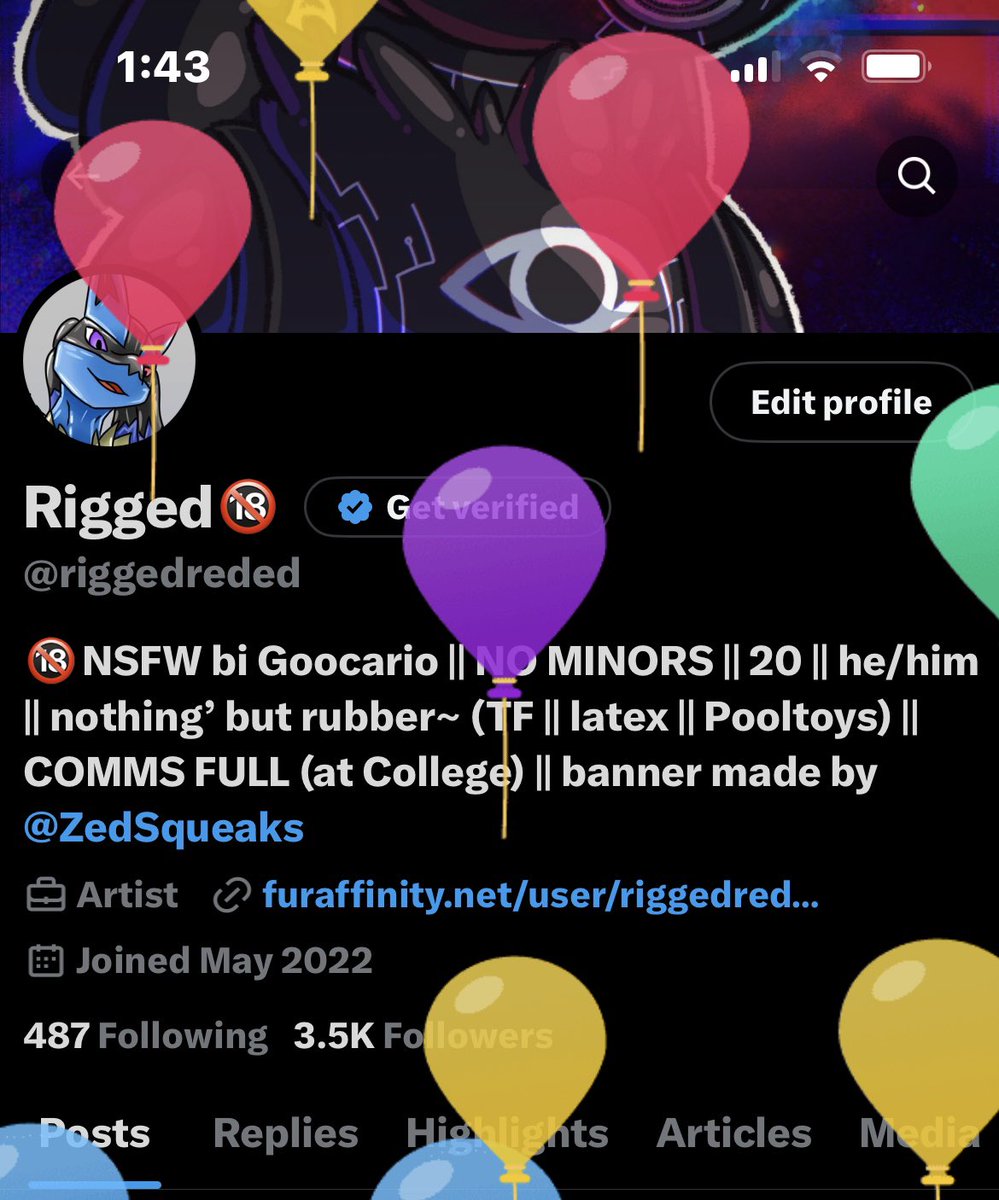 Luca- a - h

Balloon jumpscare. I guess I can legally drink now huh X3