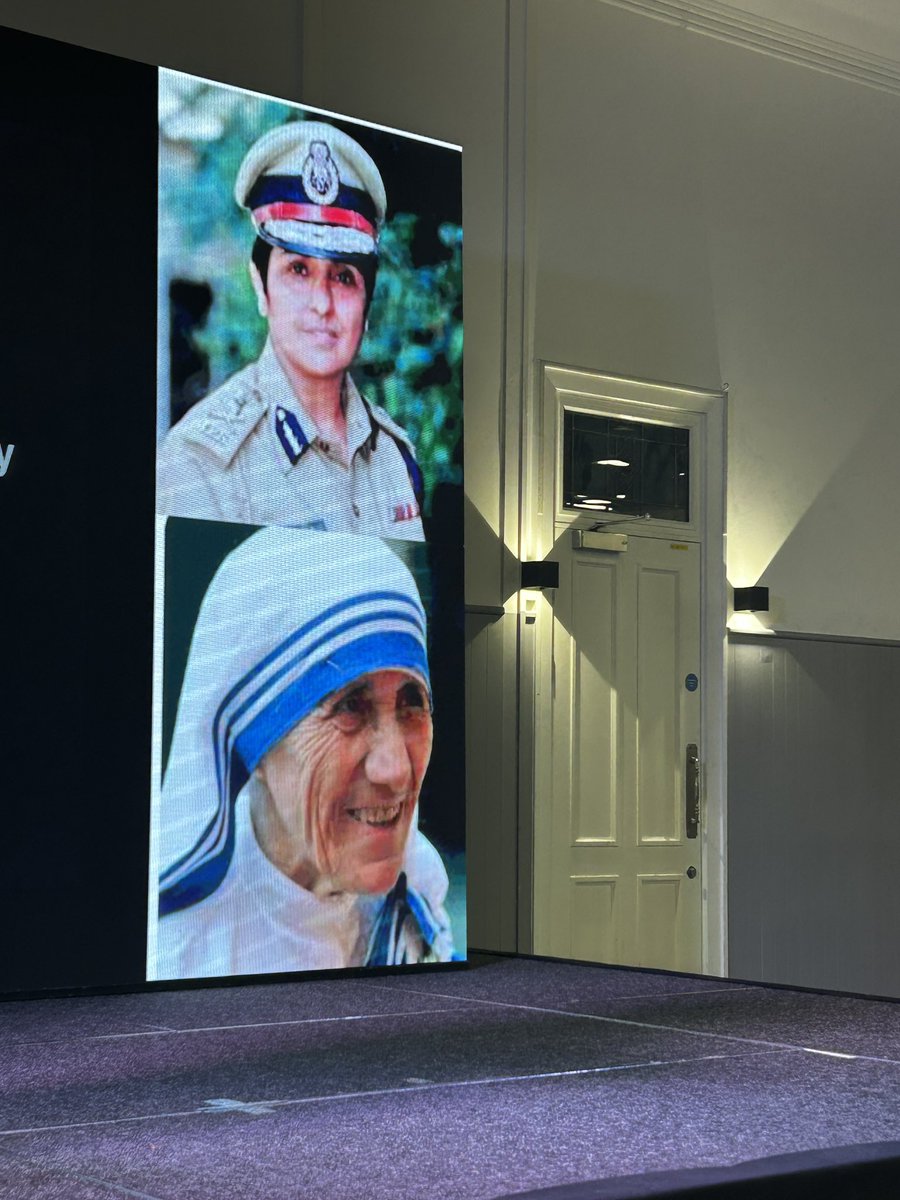 @ Subi Menon- Divisional Director Nursing at St George’s. Influenced by her mum, an officer and an icon. 
Interesting career timelines- story of breaking barriers &amp; finding what you love most! <a href="/ASKenAlliance/">Alliance of Senior Kerala Nurses- ASKeN</a> <a href="/LeenaVinod/">Leena Vinod</a> <a href="/JerryJincy/">Jincy Jerry</a>