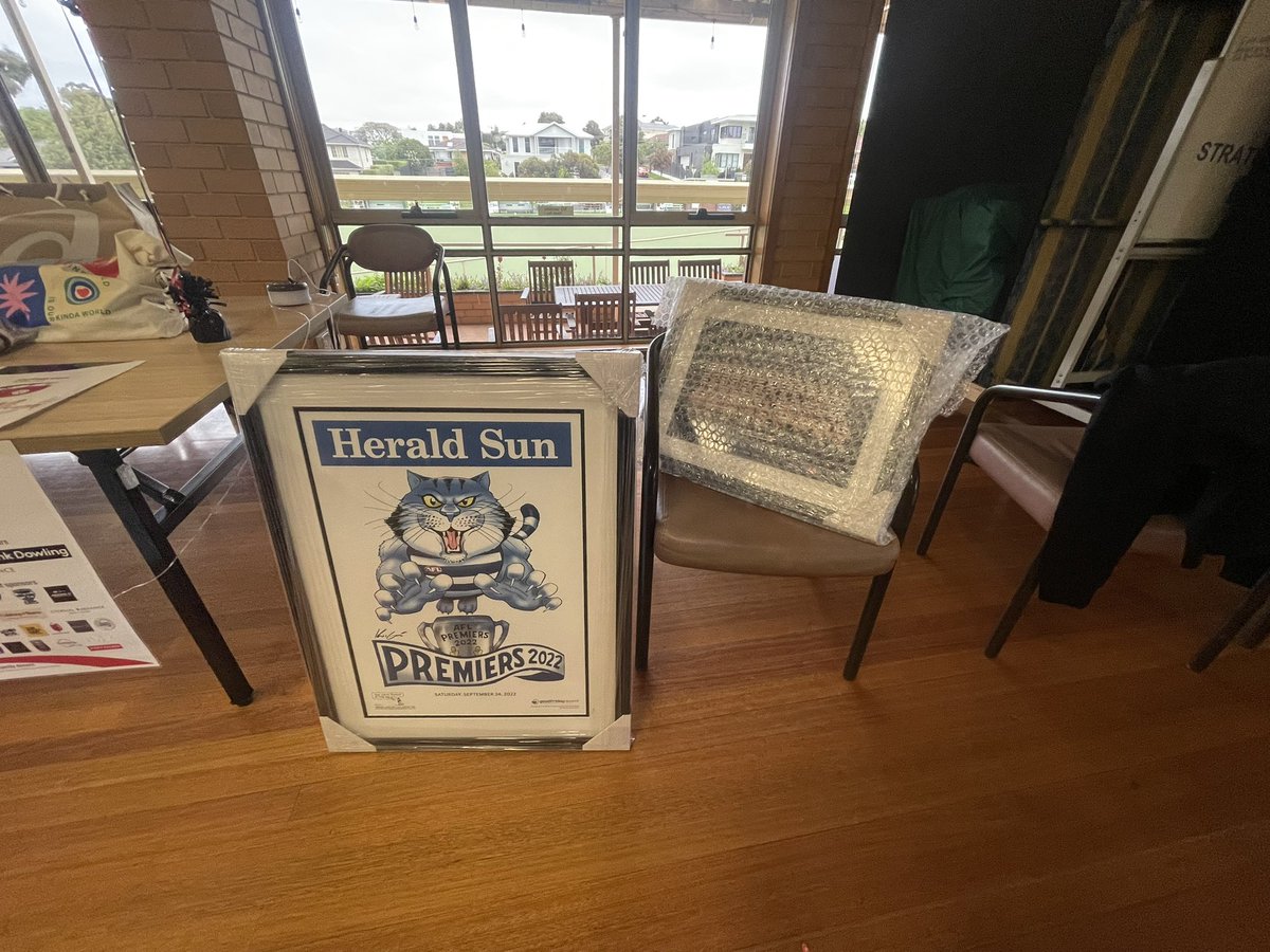 AussieFlem's tweet photo. Thank you @GeelongCats for supporting our local Netball club fundraiser #SHNC #ThisIsBoeing #Netball #GoCats https://t.co/0wc4pGPo9L