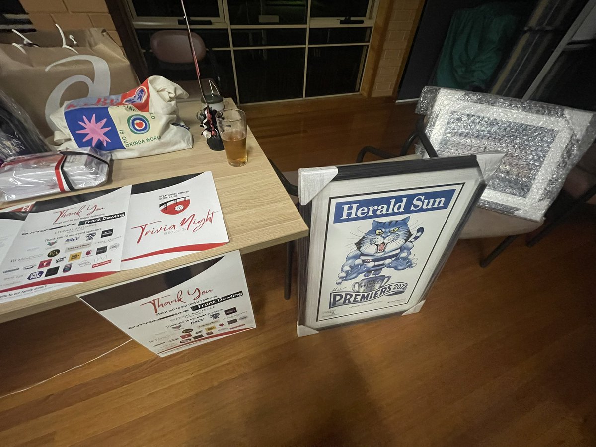 AussieFlem's tweet photo. Thank you @GeelongCats for supporting our local Netball club fundraiser #SHNC #ThisIsBoeing #Netball #GoCats https://t.co/0wc4pGPo9L