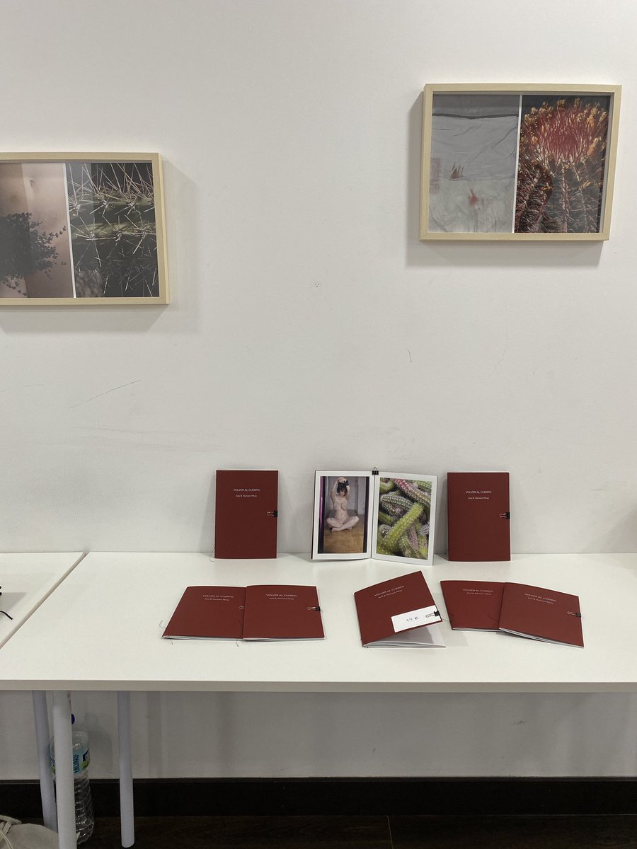 asociacionAMAIN's tweet photo. Un pequeño rincón con los fotozines, y dípticos de @Nebelang en nuestra 1ª Jornada de puertas abiertas.
#infertilpandy #amain #infertilpandyMadrid #reproduccionasistida #jornadadepuertasabiertas https://t.co/MFNOgjWnhw
