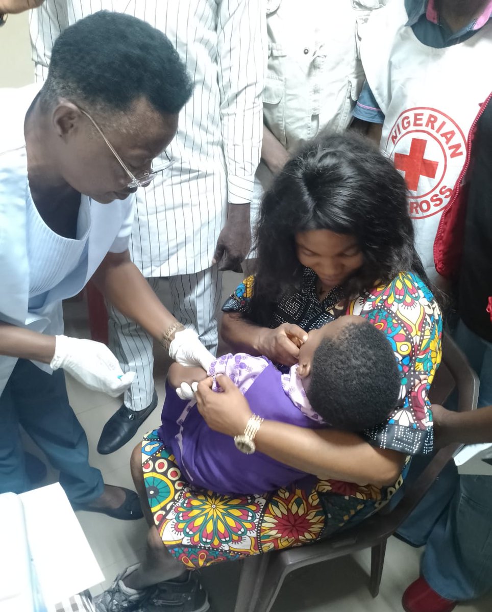 NRCS_Edo's tweet photo. Measles vaccination campaign begins in Edo State by @edsphcda for children under 5 years. We encourage all to approach their nearest Primary Health Centre to take advantage of the free vaccination.

@WHONigeria 
@nrcs_ng 
@IFRCAfrica https://t.co/aUoodkp0Aj