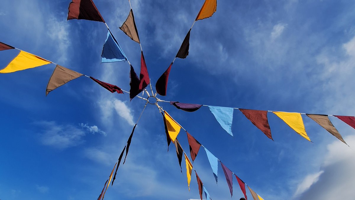 🧙‍♀️🧹🔮 Aquesta tarda comencem!

#FiraBruixaLlers24 #FesteBruixa24 #Llers #Empordà