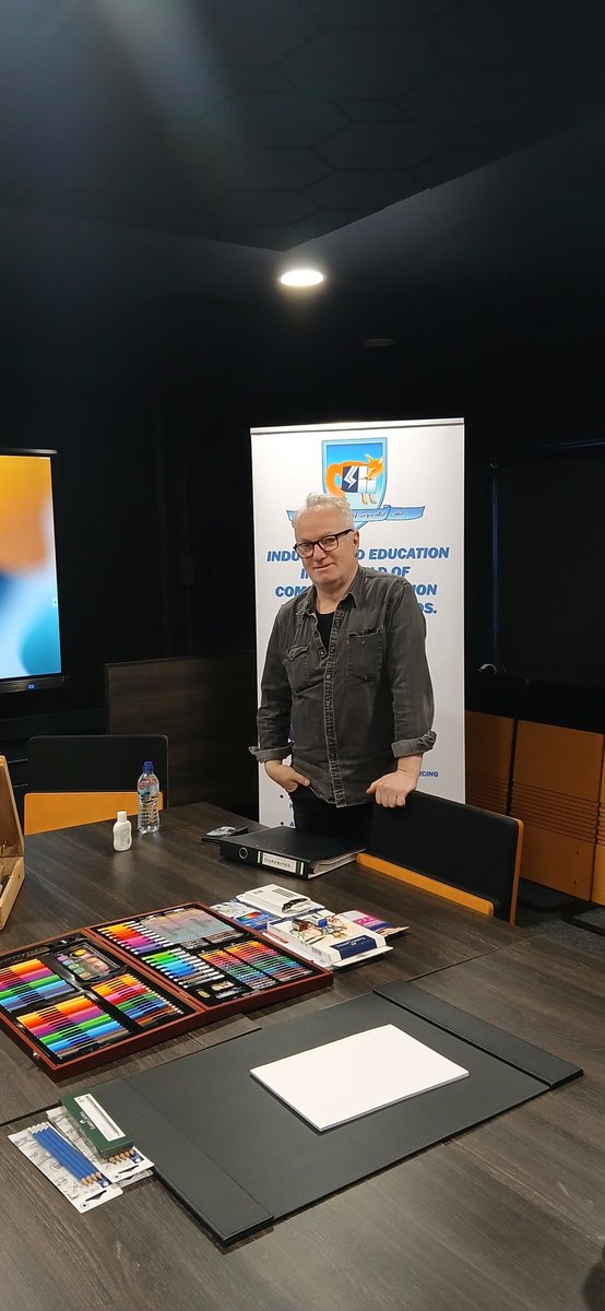 tasqart's tweet image. We start part 1/3 of our Character Design Course with Paul Bolger today.
#characterdesign #sequentialart #makingcomics #comicbooks #tasqart