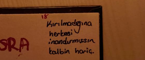 bytheaway's tweet photo. boğulmadığına
herkesi
ikna etmişsin
deniz hariç. https://t.co/dhkIJOV5Yz