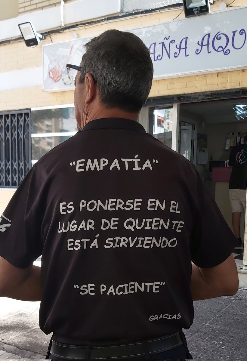 100% de acuerdo,  visto en Cádiz
<a href="/soycamarero/">Soy Camarero</a>