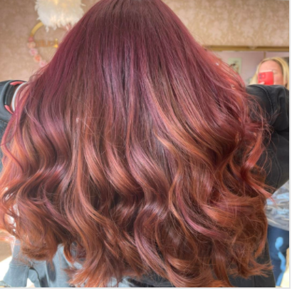 jonaturallyu's tweet photo. Naturally.U is here to make it happen! 💁‍♂️ Step into our salon and immerse yourself in a world of color expertise and creativity. Our Wella Master Color Expert and team of stylists are dedicated to delivering top-notch color services tailored to your unique style. https://t.co/iwOHoccvPv
