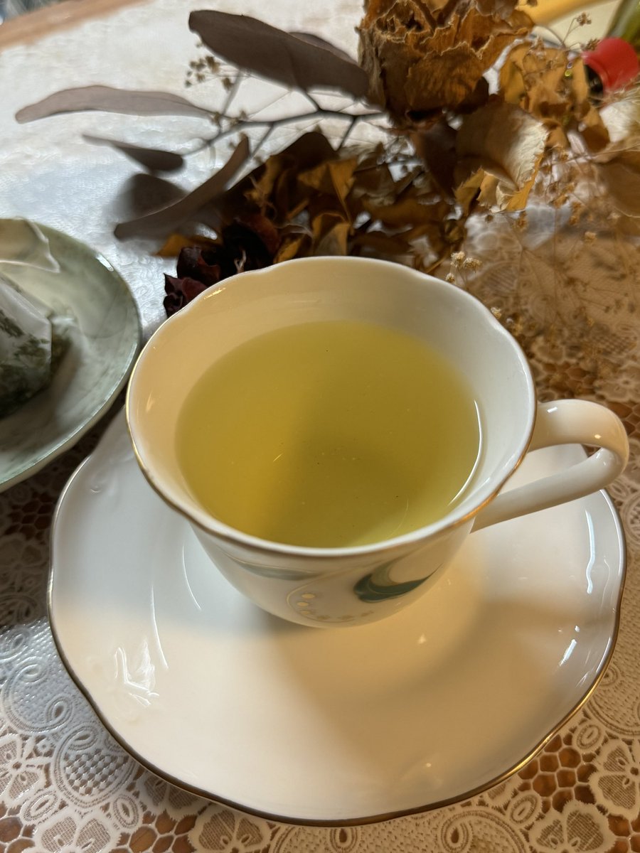 _rxto_'s tweet photo. 手摘みオリーブリーフティーとパウダーのセットを提供して頂きました！

水やお湯に混ぜてお飲み物としてや、お菓子やお料理にふりかけたり混ぜたりと楽しみ方は自由😆

初めての方でも飲みやすいです！

是非、買ってみてね！︎💕︎

PR https://t.co/t1baozUgLs
#オリーブ https://t.co/ibYFBKBjZ1