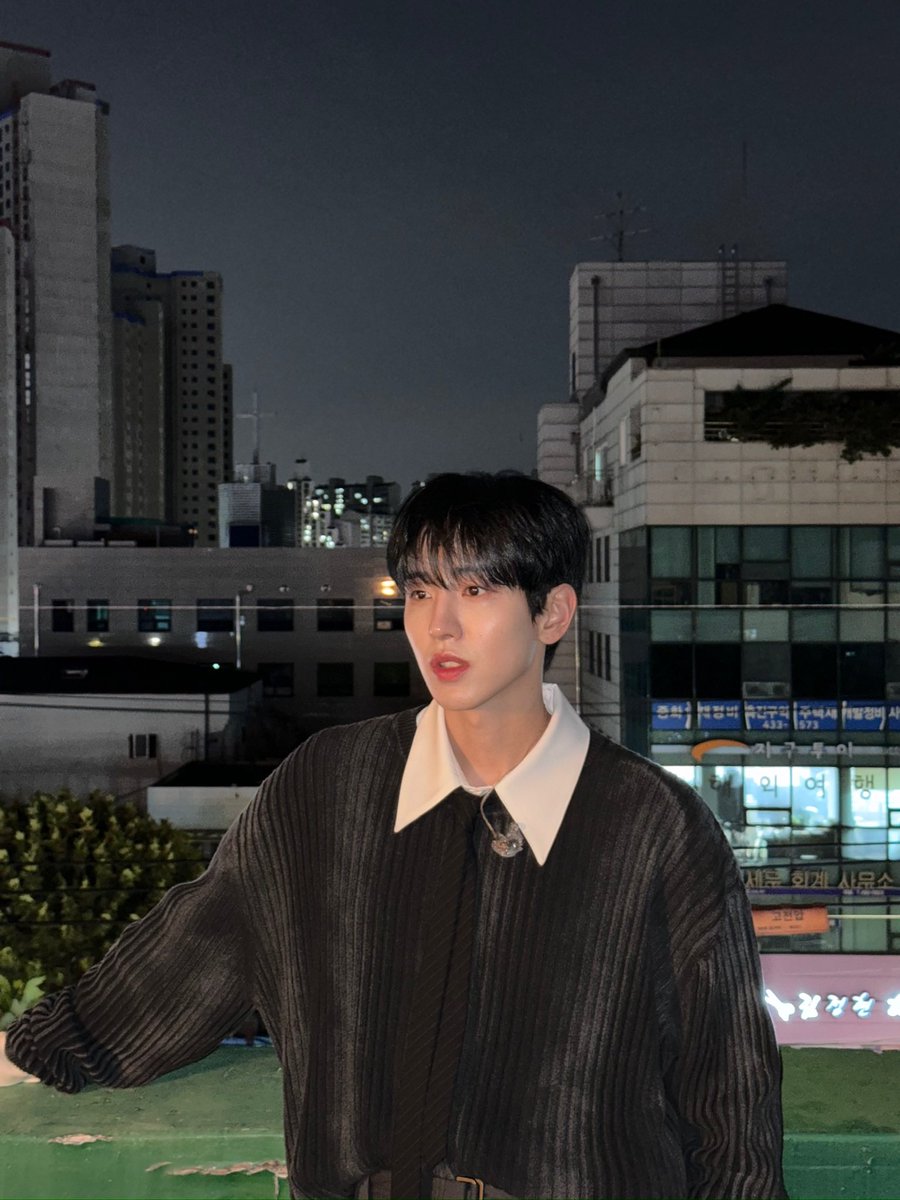 heeeeeejae94's tweet photo. When i was your man~~~🎙️🎤 https://t.co/ZgOtLKVHow