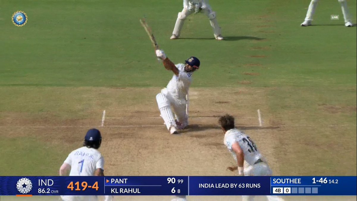 RISHABH PANT SMASHED A 107M SIX AND SENT THE BALL OUT OF THE CHINNASWAMY. 🤯🔥
#rishabhpant 
#INDvNZ 
#PakistanCricket 
#KLRahul 
#BCCI
🇮🇳🇮🇳🇮🇳🇮🇳🇮🇳🇮🇳🇮🇳🇮🇳🇮🇳🇮🇳🇮🇳