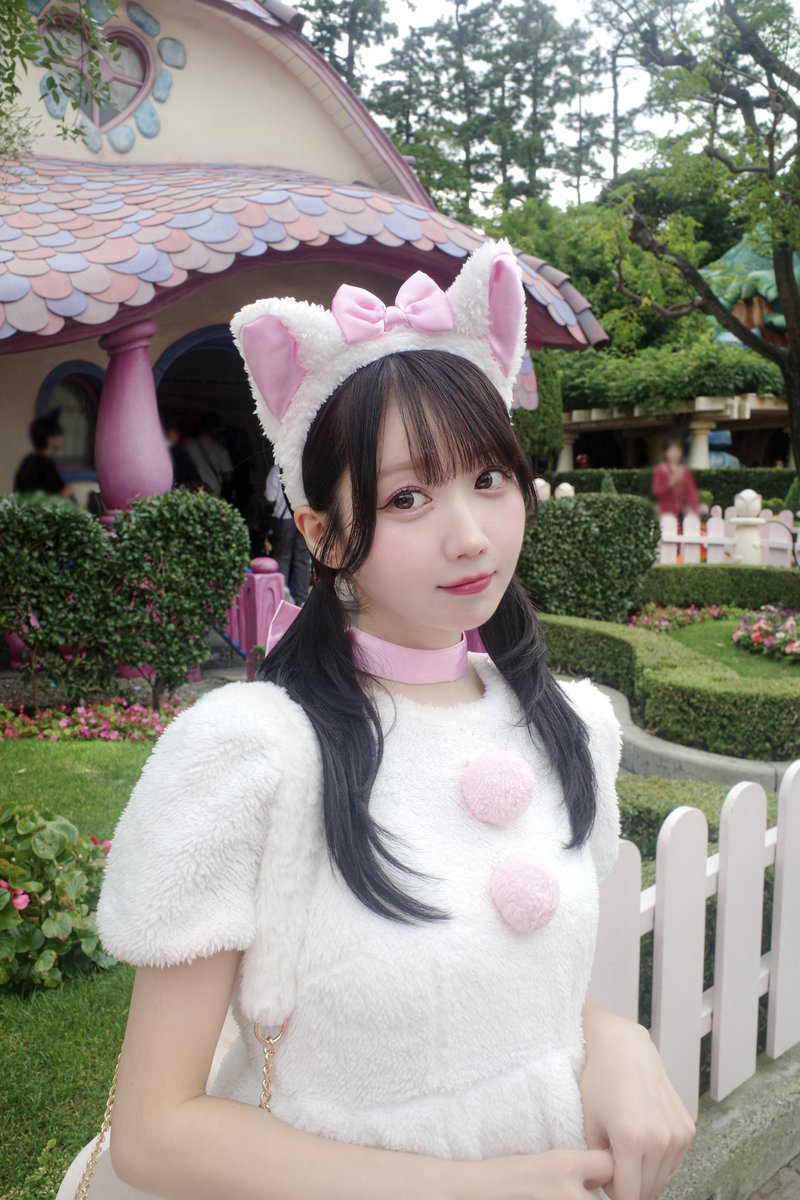 otani_emiri's tweet photo. 初めてのDハロ♡
マリーちゃんの仮装したよ〜🎀🐈⸒⸒⸒⸒ https://t.co/OWfECvk3Tj