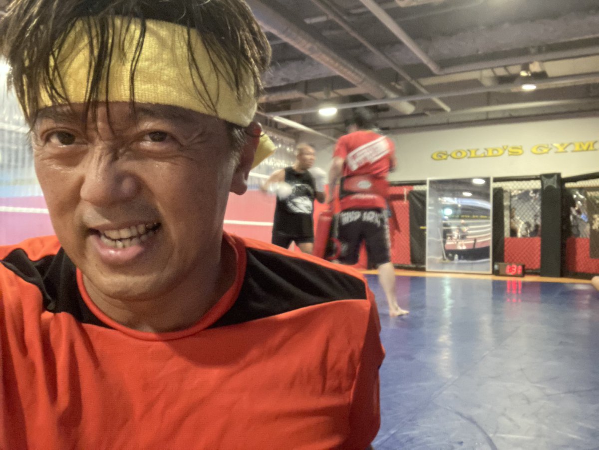 carbell_ito's tweet image. 11/1の試合に向けトレーニング中！
足は冷やすが、ハートは爆発寸前💥
まだまだ本調子じゃないが、今出来るレスリング🤼‍♀️全力でやる
vsTAKAみちのく
#JTO  #UFILE  #ajpw