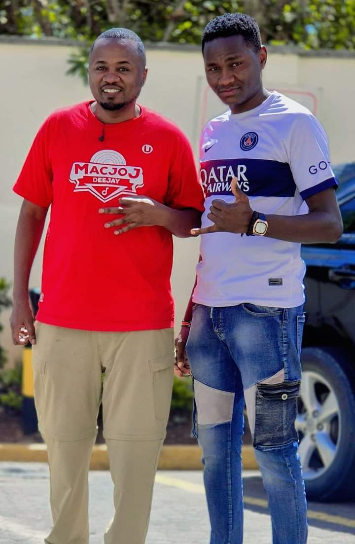 Ni ithaa ria kwigarika🔥🔥🔥
Mwigariko Live 
Mambo vipi?
<a href="/djmacjoj/">Dj Macjoj</a> 
<a href="/SNjugunaWairimu/">Njuguna Wairimu</a> 
#InooroFm