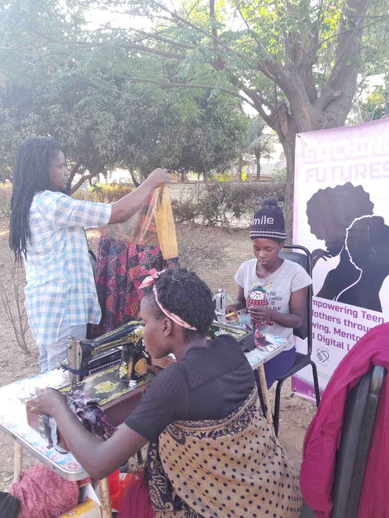 dorcasproj's tweet photo. 1/2 International Day of the Girl Child is celebrated in October &amp; we are  proud to celebrate the incredible young women and teen mums in our community who are breaking barriers and building brighter futures. 
#DayoftheGirl #stitchingfutures https://t.co/2E2rBolqvv