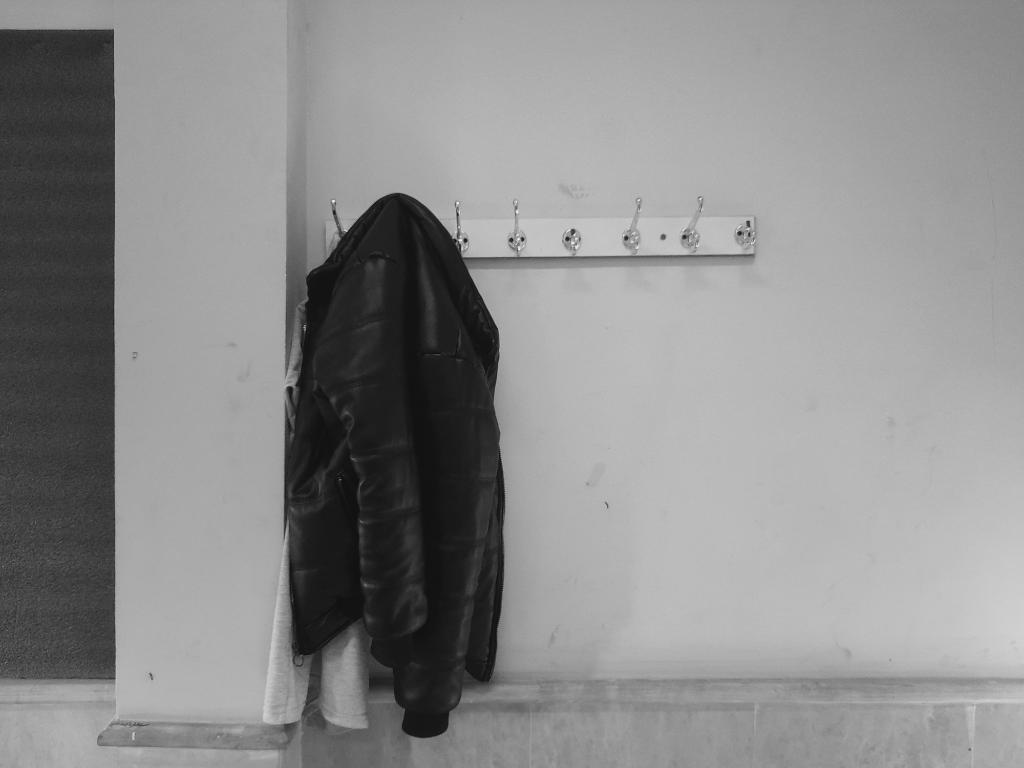 Elman1410's tweet photo. Alone ...

#NFTs 
#NFT 
#photography https://t.co/wBH5xAguCE