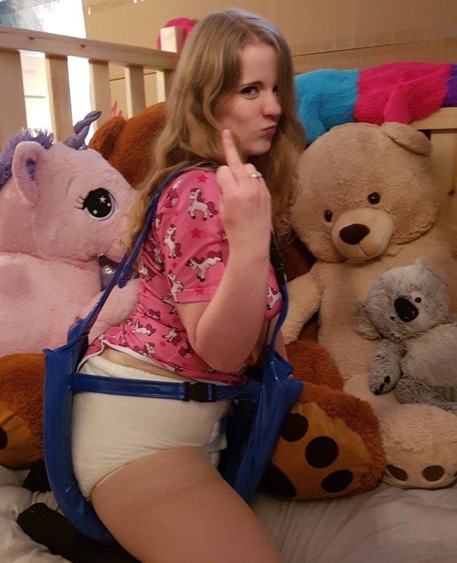 DottyDiaperCo's tweet photo. What do Spreader pants do🤔

Well, they make an adult baby crawl around like a baby
When you wear them you can't close your legs together making them splay. 
They are best used with a few of our cloth diapers underneath with plastic pants to really reinforce the bulk between the wearers!

As you can see, adult baby's love them, especially when you scramble the locks on the buckels🔐

Oh yes, don't forget we also sell pacifiers and pacifier gags too🤠

Shipping quickly discreetly and cheaply worldwide from:

https://t.co/tg9SdQxoXp