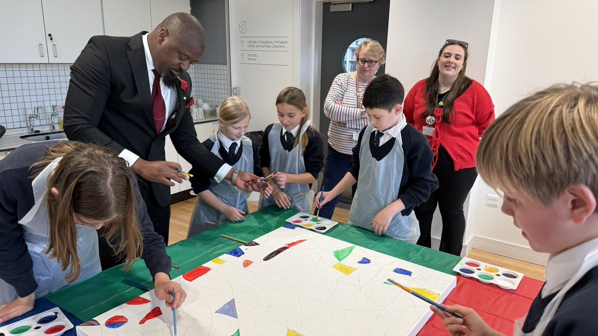 Ysgol Pen y Bryn tweet media