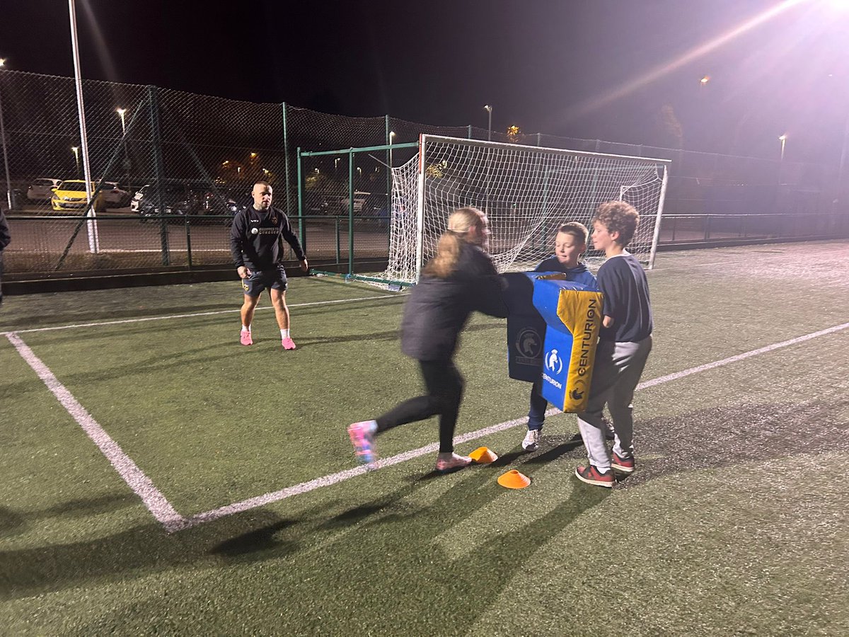 DRA_Community's tweet photo. Another top week out in the community delivering the “Give Rugby A Try “ project with @BGYouthService services at Tredegar, Ebbw Vale and Abertillery.
We’re back Monday at Tredegar Sports Centre , pop over and give it a go .
@dragonsrfc
#dragonsfamily #outreach #offthestreet https://t.co/xl9WBrfyk7