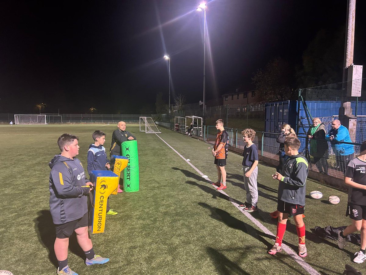 DRA_Community's tweet photo. Another top week out in the community delivering the “Give Rugby A Try “ project with @BGYouthService services at Tredegar, Ebbw Vale and Abertillery.
We’re back Monday at Tredegar Sports Centre , pop over and give it a go .
@dragonsrfc
#dragonsfamily #outreach #offthestreet https://t.co/xl9WBrfyk7