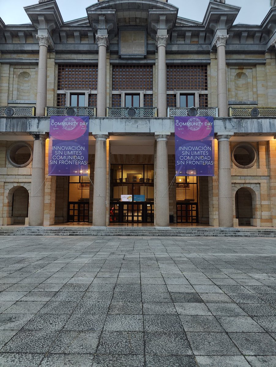 🥹🥹🥹🥹🥹🥹🥹 #AWSCommunityDaySpain