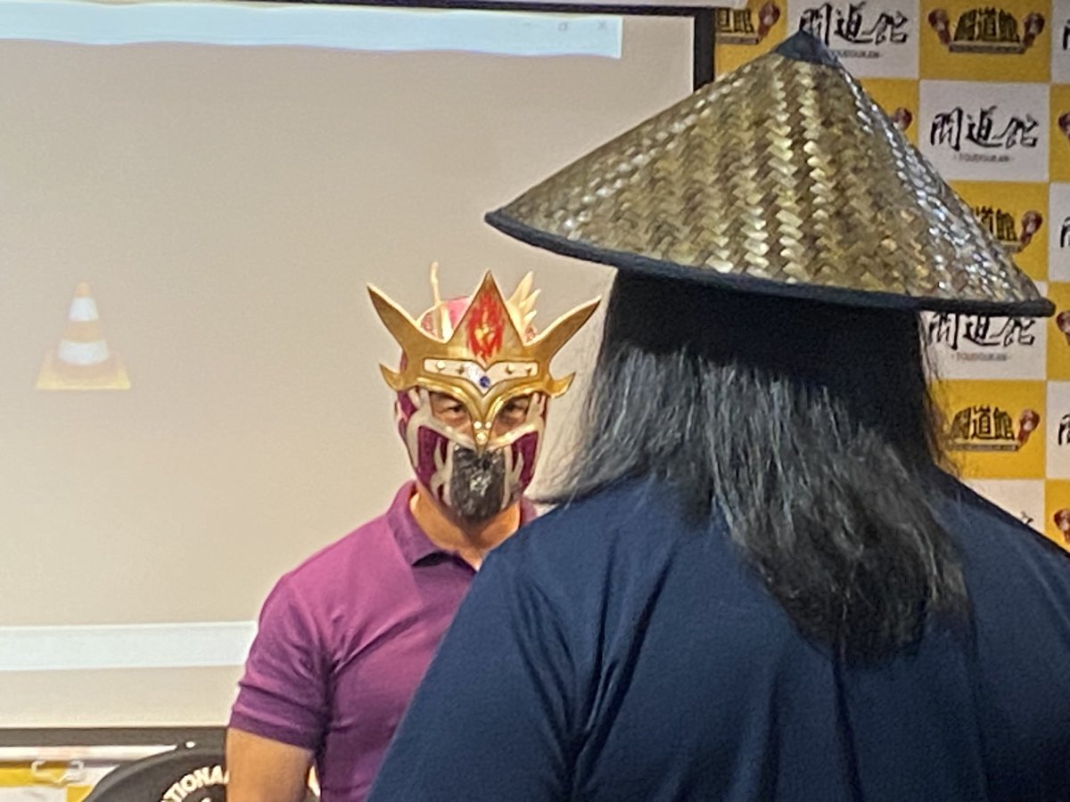 7mMako8's tweet image. ミン！
12月1日のクレイジーユニオン夢の島大会のパートナーMIKAMI、大家を発表！
#クレイジーユニオン大作戦
#Y企画