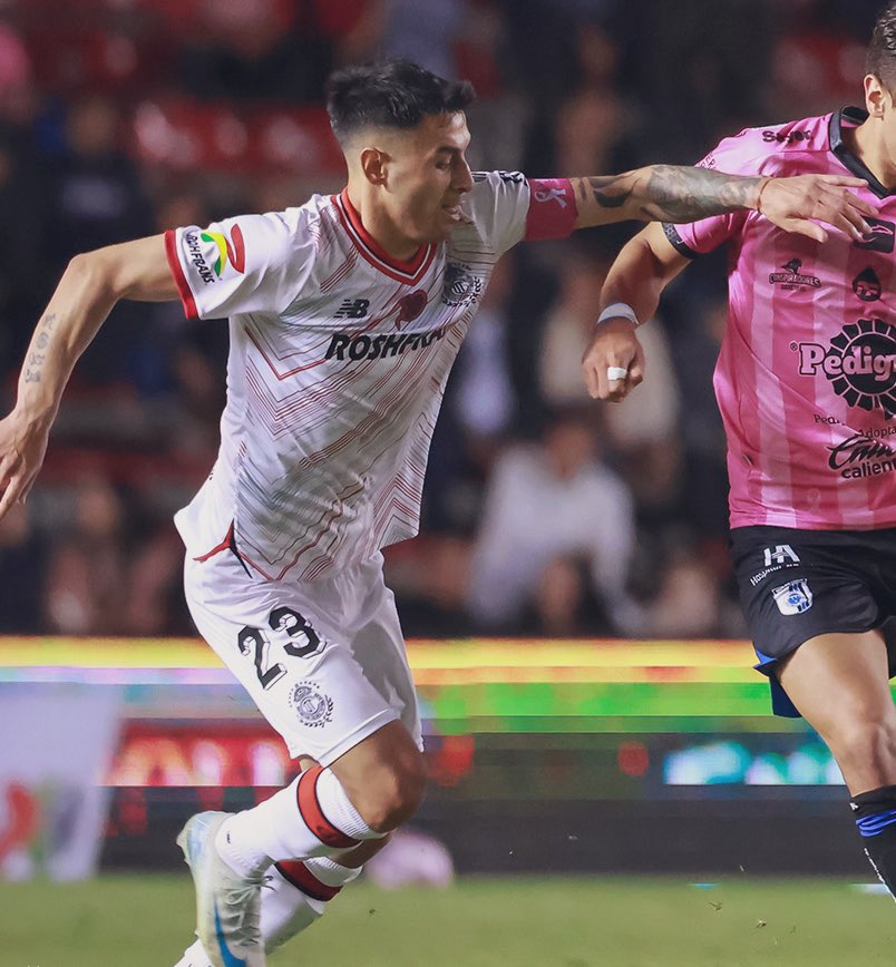 LegionChilena's tweet photo. 🇲🇽 | Claudio Baeza fue titular y jugó todo el partido en el triunfo 0-1 de Toluca sobre Querétaro por la jornada 12 de la Liga MX. https://t.co/LC0KBgWTnK