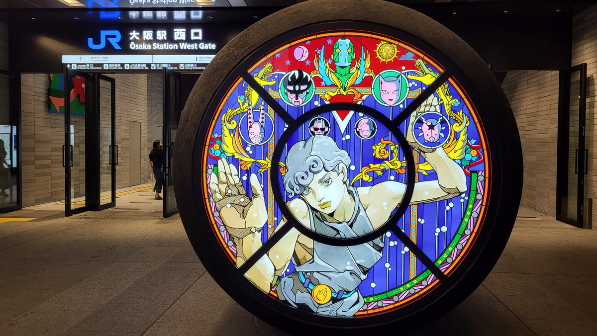 Reakor2's tweet photo. Araki's fountain boy statue in Osaka Station, really cool. https://t.co/w97gQqvDYj