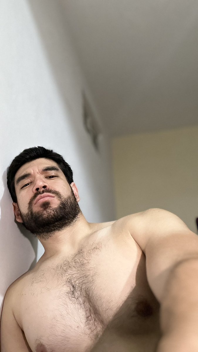a__reyes16's tweet photo. I'll give you one last chance to hold me
If you give me one last cigarette https://t.co/0wuemPv1rt