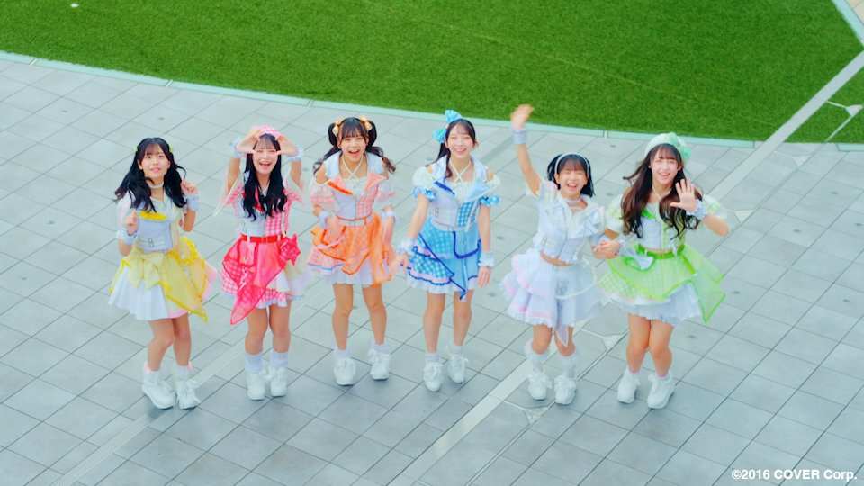 カバー社CEOであるYAGOOこと谷郷元昭さん
ガーリィレコードチャンネル、iLiFE!のみなさんにも出演いただきました。
みこだにぇーの襲来から逃げるYAGOO&amp;ガリレコシーン、みこちに手を振るiLiFE!のシーン、終始ハッピーなオーラに包まれていた現場で、全員超可愛かったーーー！！！