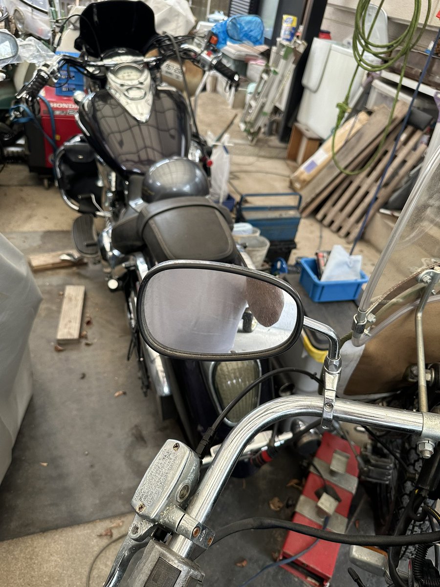 8NxKSpOfpsewp37's tweet photo. #サベージ650
#VN2000
キャブレター調整完了
あとプラグを新品にしてみるか・・・😊
明日はVN2000のセルモーター修理するかな・・😓 https://t.co/NmrfykUeAD
