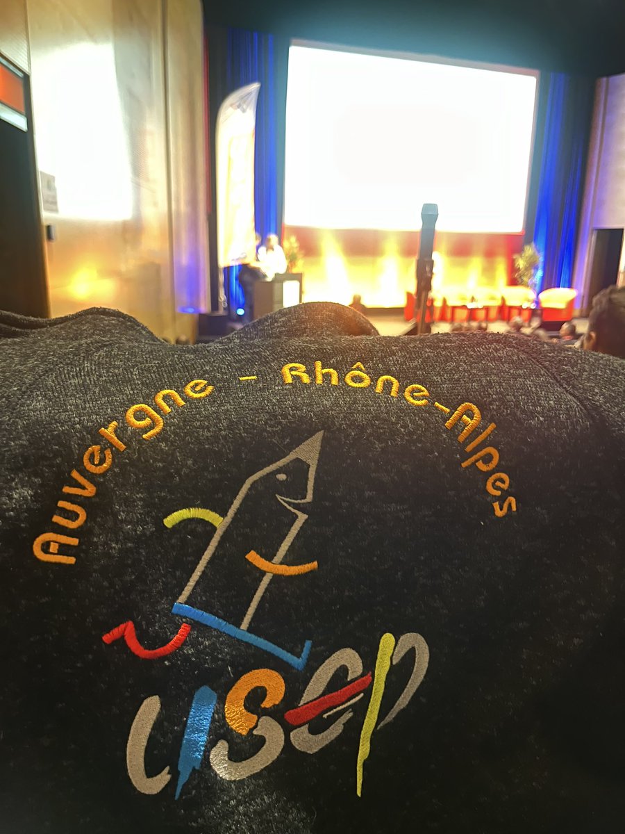 USEP_07's tweet photo. 🏓⚽️🤾‍♀️🏹⛳️🤺Assemblée Générale Nationale de l’usep à Tours. 2 jours d’échange et de de partage autour du sport scolaire. 🏀🏊‍♂️🏸🚣‍♀️🥋🚴🏼‍♀️
@usepnationale @ThiAumage @CrusepAuRA @PresidentUSEP07 https://t.co/VnPRUGJe52