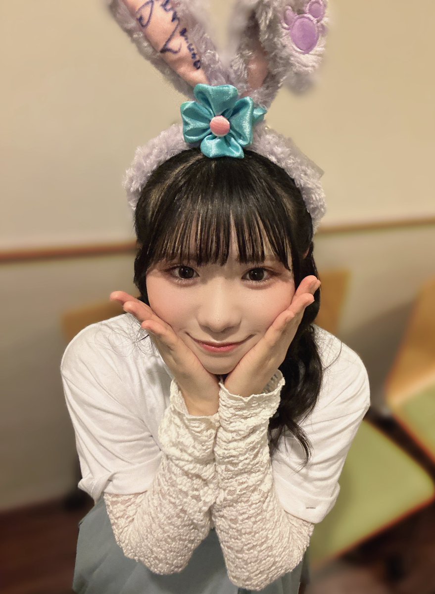 小山会イベント昼の部ありがとうございました！！！！

皆さんたくさんペンライト振ってくださってすごく嬉しかったです🥹💓楽しんで頂けましたか……?☺️

特典会もたくさんの方に会えて嬉しかったです😭私個人への感想は #ねえねえめいにゃ でも呟いてね♡もちろん #コヤマカイ も見に行くよ〜🫶