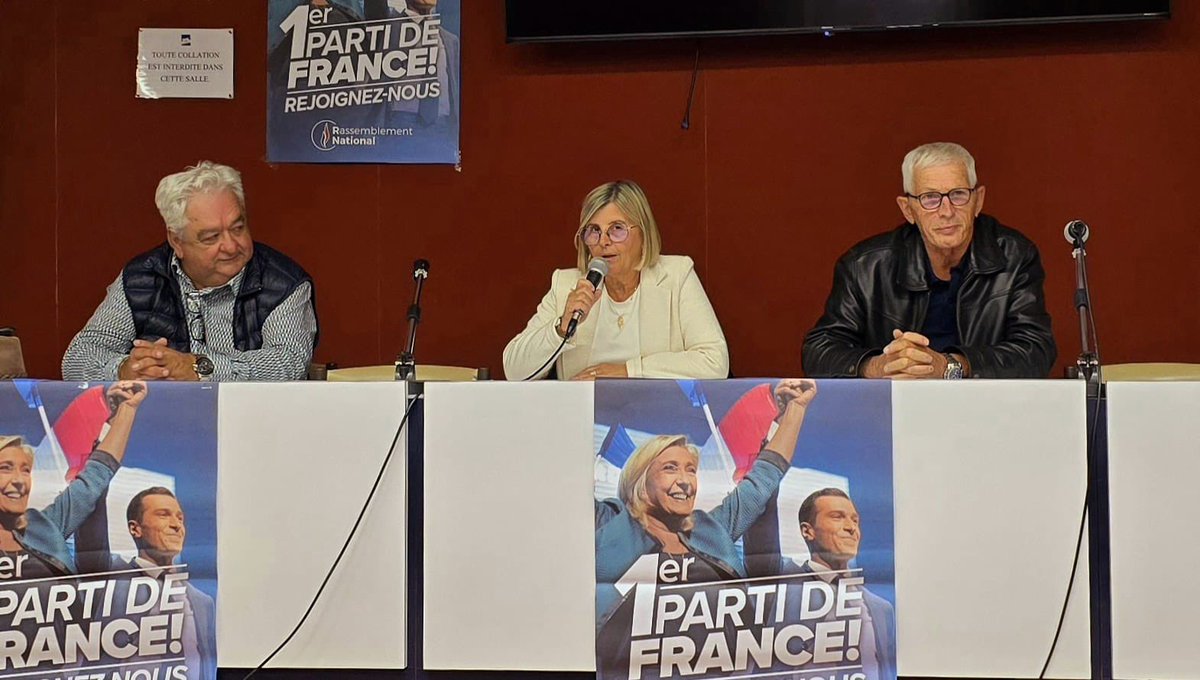 fedeRN_82's tweet photo. 👥 Réunion cantonale hier soir à #Caussade des cantons Quercy-Rouergue et Quercy-Aveyron avec la déléguée départementale @PomaBrigitte et les responsables de cantons Patrick Cappoen et André Koehl.
Merci aux adhérents et sympathisants pour leur présence ! 🇫🇷 https://t.co/exVSXq8CZD