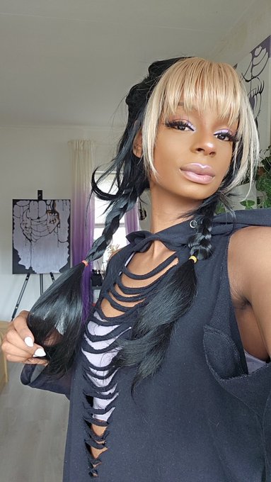 Goodmorning, get ready to send for coffee and breakfast. I have a very exciting photo and video shoot<a href="/tag/findom"class="tags"><span>#findom</span></a><a href="/tag/ebonygoddess"class="tags"><span>#ebonygoddess</span></a><a href="/tag/tikkieslaaf"class="tags"><span>#tikkieslaaf</span></a>