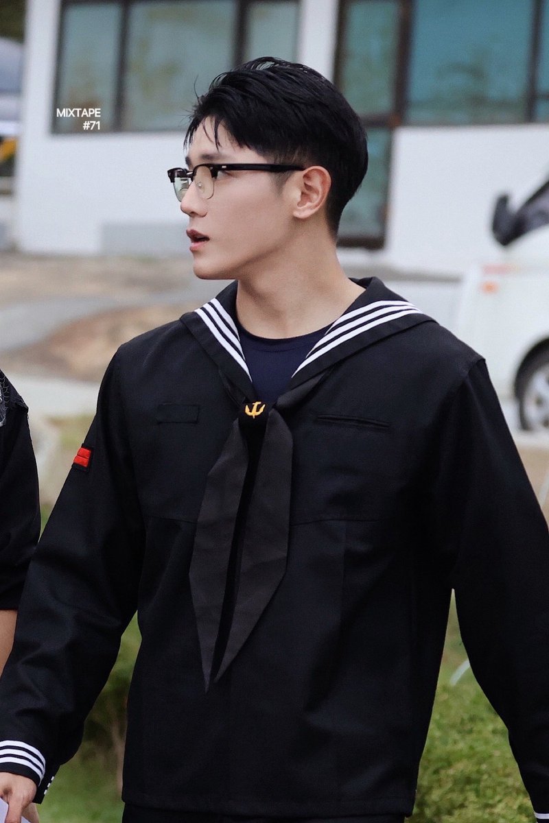 241019 명량대첩
안경 고트 😭😭
#태용 #TAEYONG #テヨン