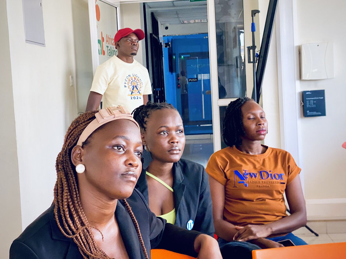 ivythewordsmith's tweet photo. EXCITED TO BE LEARNING THE LOW-CODE/NO-CODE tools for a developer at @ATCommunityKla . Its not just platform for upskilling but also a community that gives back to community because they welcome anyone from anywhere and it is free to all 
#womenintech https://t.co/y3JZh9opoM
