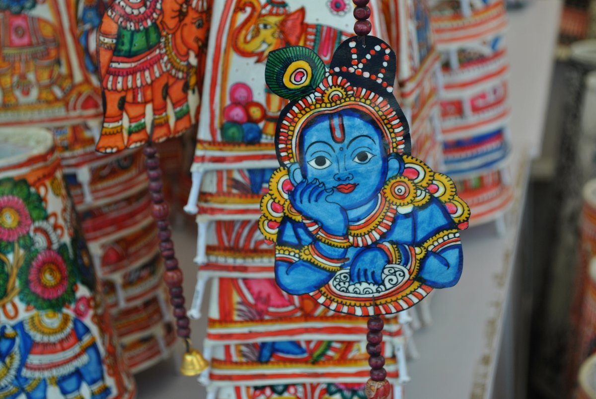 MoRD_GoI's tweet photo. Immerse yourself in the kaleidoscope of Indian culture, where diversity meets elegance. Explore the dazzling array of vibrant products at Saras Aajeevika Mela 2024, a symphony of colors, crafts, and Swadeshi creativity.

📍Leisure Valley, Ground Park, Sector 29, Gurugram
🗓️Till 29th October, 2024
⏰11:00 AM to 9:30 PM
Free Entry & Parking

#MoRD #SarasMeinHum #Gurugram #SarasAajeevikaMela #Saras #SarasMela #VocalForLocal #LocalToGlobal