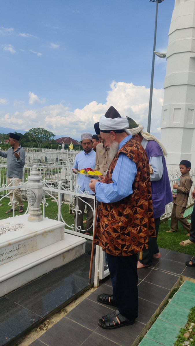 Shaykh Muhammad Adil tweet media