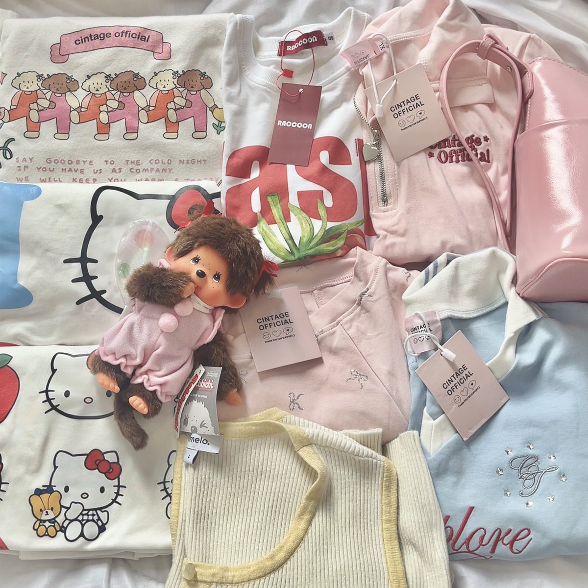 butterfrench01's tweet photo. ส่งต่อเสื้อผ้าไอจีค่า เริ่มหลักสิบ กระเป๋า กางเกง คาดิแกน📍รีรอเลยค่า

👚cintage pokee standoil kappa

✨ลง19/10 20.30น 🚚 ส่งเหมา40฿

#เสื้อผ้ามือสองสภาพดี #ส่งต่อเสื้อผ้ามือสอง #เสื้อผ้ามือ2 #ส่งต่อ #เสื้อผ้ามือสอง #เสื้อผ้ามือสองราคาถูก #โล๊ะตู้ #cintageshopส่งต่อ #stylistshop https://t.co/LTzSCvPhqW