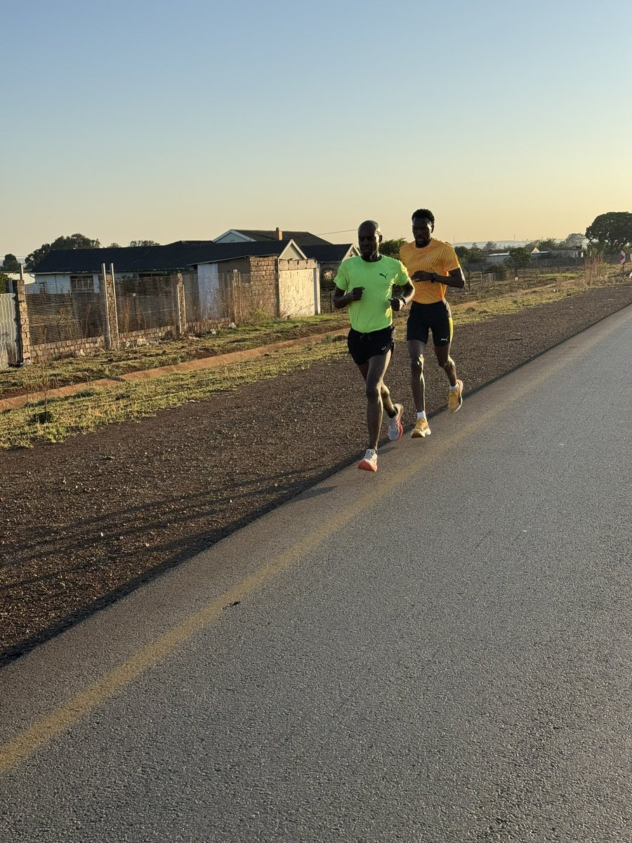 TheeMusa's tweet photo. Saturday morning well spent. It hurts but it works.
#MuSane #TrainInSaneOrRemainTheSame https://t.co/uVCPOq0sms