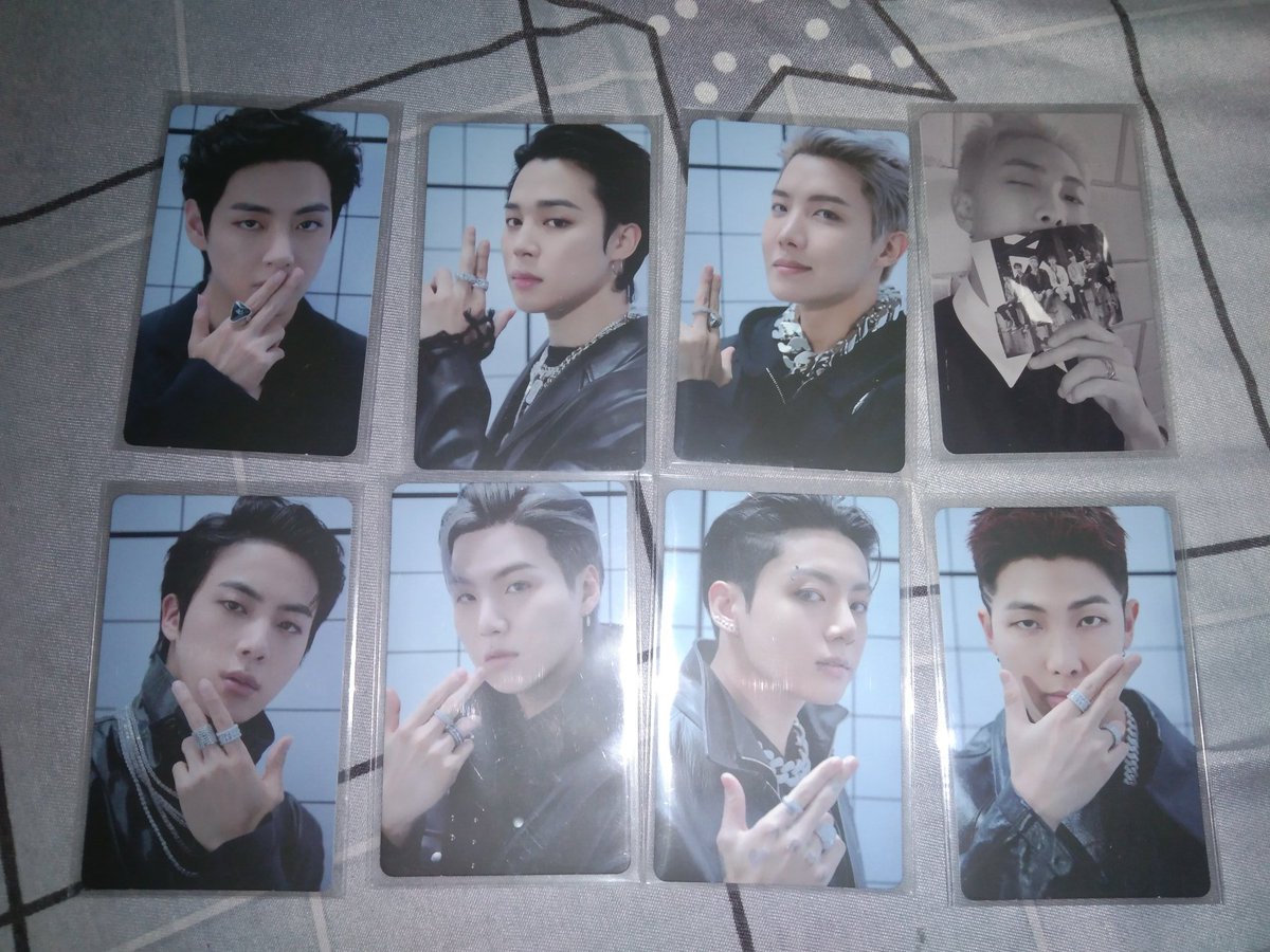 WTS / LFB / PH

BTS Proof Standard Unsealed Album

₱1,300 
complete inclu

🏷️kim namjoon rm seokjin jin min yoongi suga jung hoseok jhope park jimin jm taehyung v jeon jungkook jk photocard pc random rpc anthology