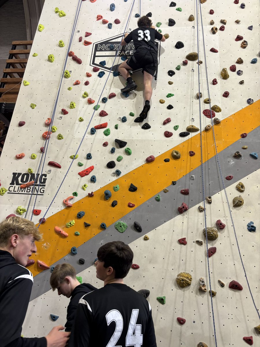 RainhillPE's tweet photo. Great first session rock climbing with some of our Y11 pupils.
As always, huge thanks to NorthWest Face!!
#ReadyToClimb #ClimbWhenReady https://t.co/637VjvVrGD