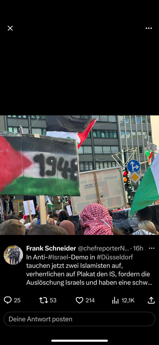 KoeAntifa161's tweet photo. #Anja bewirbt #dus1910 mit Bildern von #dus1810.
Auf dem ersten Bild wird direkt mit dem polizeibekannten islamistischen #Gefährder #Hamzad geworben.
#Hamzad steht für #Daesch/#IS, #PFLP und will ein #Palästina ohne #Israel.
#Hamzad liebt #Judenhass. https://t.co/O189g3Naf4