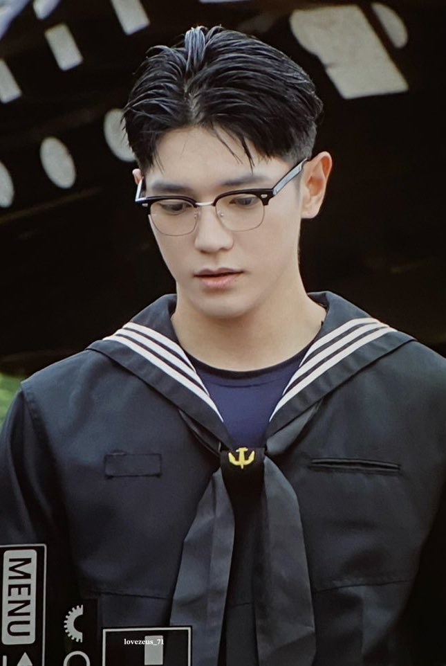 poo9932's tweet photo. เหมือนรูปพ่อรับราชการสมัยอดีต https://t.co/GG4ONQnnBH