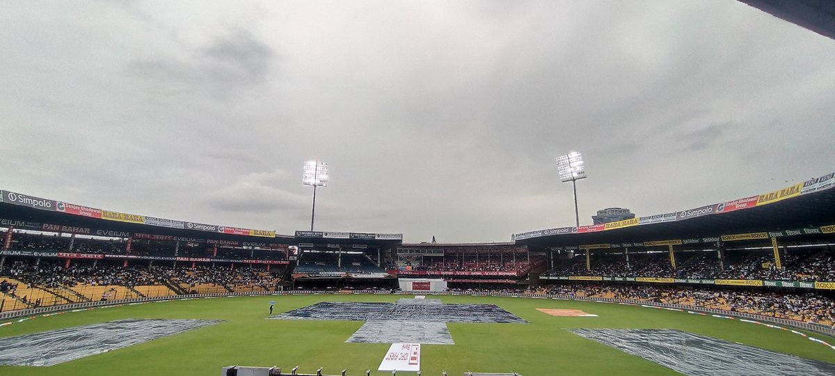 abhivortex's tweet photo. Match will restart at 1:50 🇮🇳

#INDvsNZ #INDvNZL https://t.co/1DvkrPIgI5