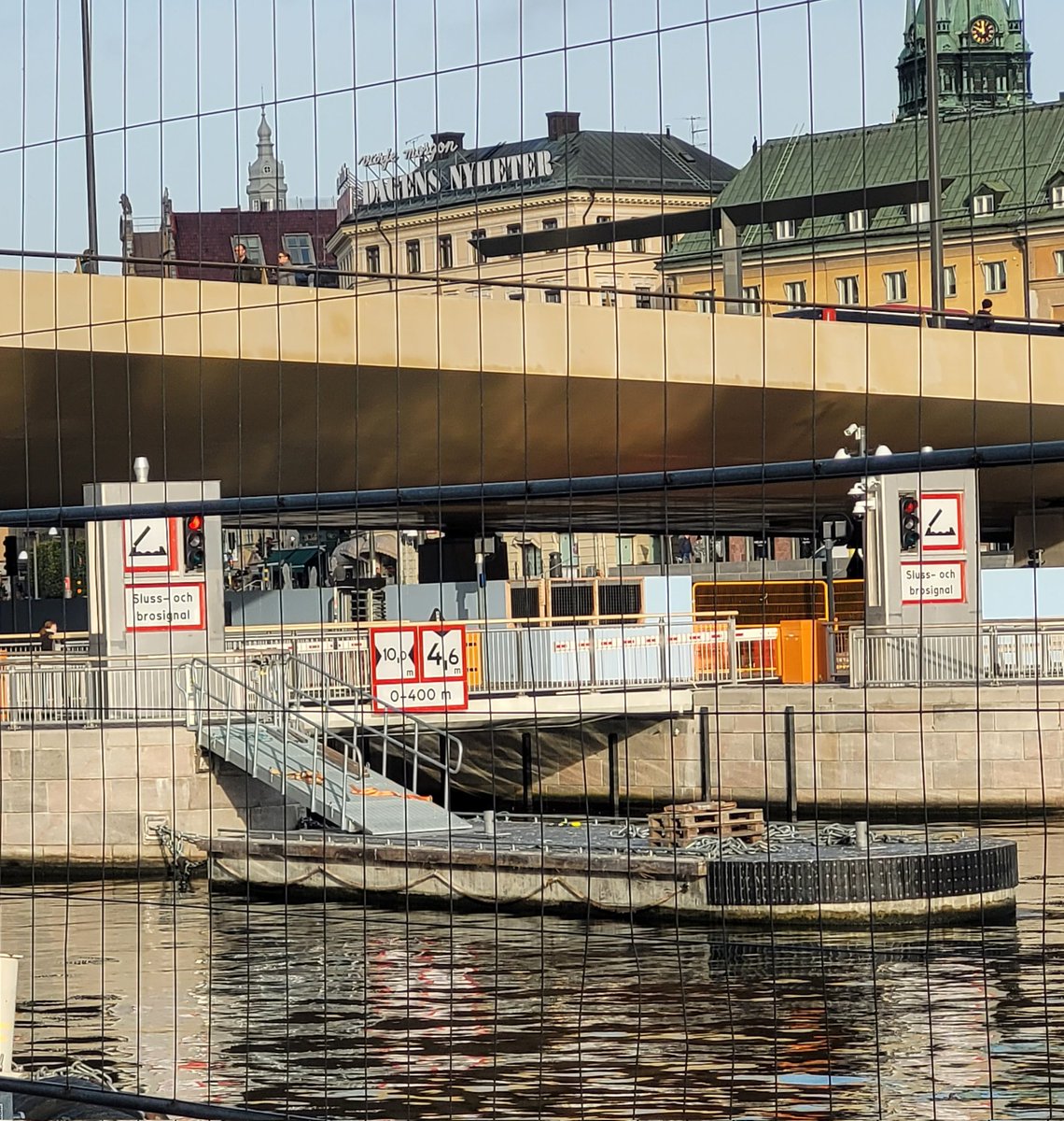 MotherEarthly's tweet photo. #Slussen https://t.co/zc24PxVmVK